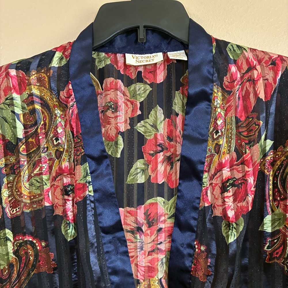 Victorias Secret Vintage Gold Label Size L Sleep Shirt Gown Blue Paisley‎ Floral - Picture 3 of 9